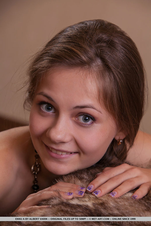 Галя, 32